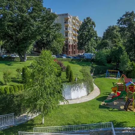 Prestige Grand Hotel & Aquapark Szálloda 4*