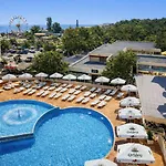 Prestige Grand & Aquapark فندق غولدن ساندز