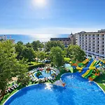 Prestige Grand & Aquapark فندق