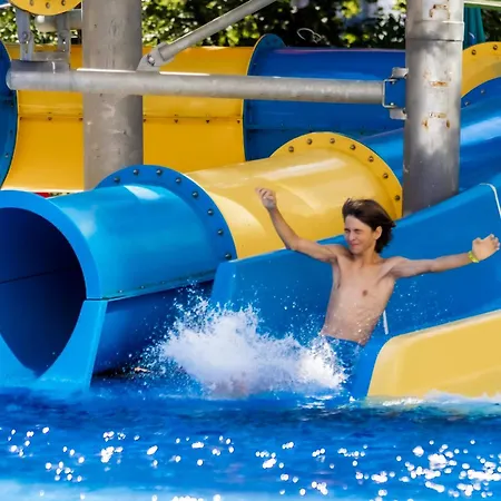 Prestige Grand Hotel & Aquapark 4*