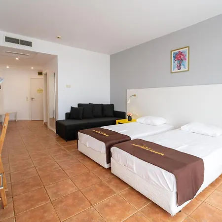 Prestige Grand & Aquapark Hotel Golden Sands