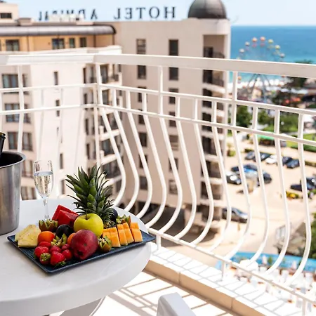 Prestige Grand & Aquapark 4* Golden Sands