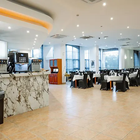 Prestige Grand & Aquapark Golden Sands