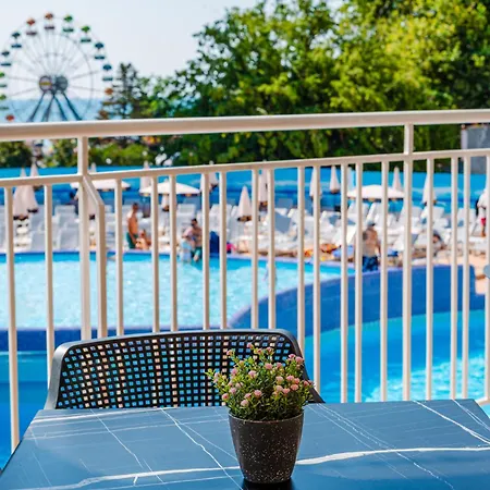Hotel Prestige Grand & Aquapark Golden Sands