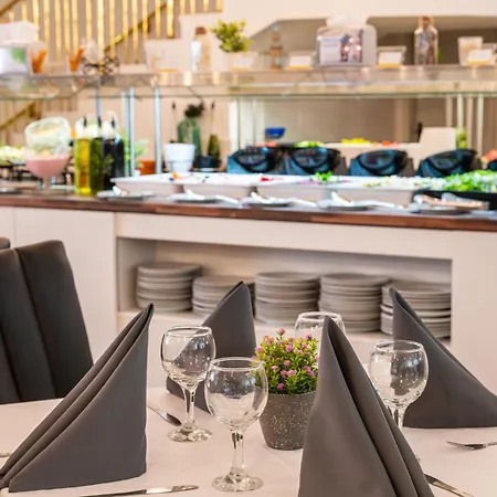 Hotel Prestige Grand & Aquapark Golden Sands