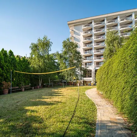 Prestige Grand & Aquapark 4* Златни пясъци