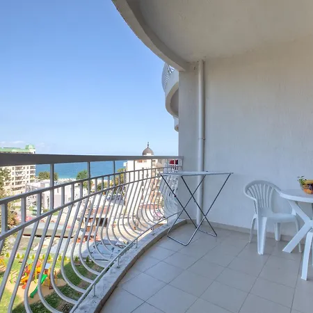 Prestige Grand & Aquapark 4* Zlate písky