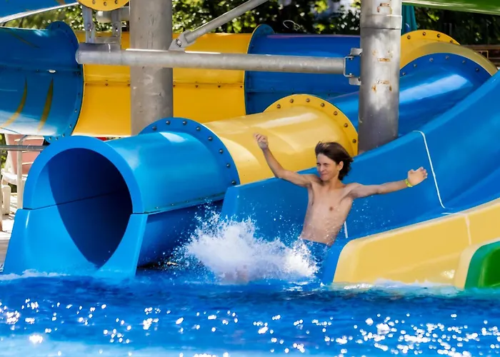 Prestige Grand Hotel & Aquapark 4*